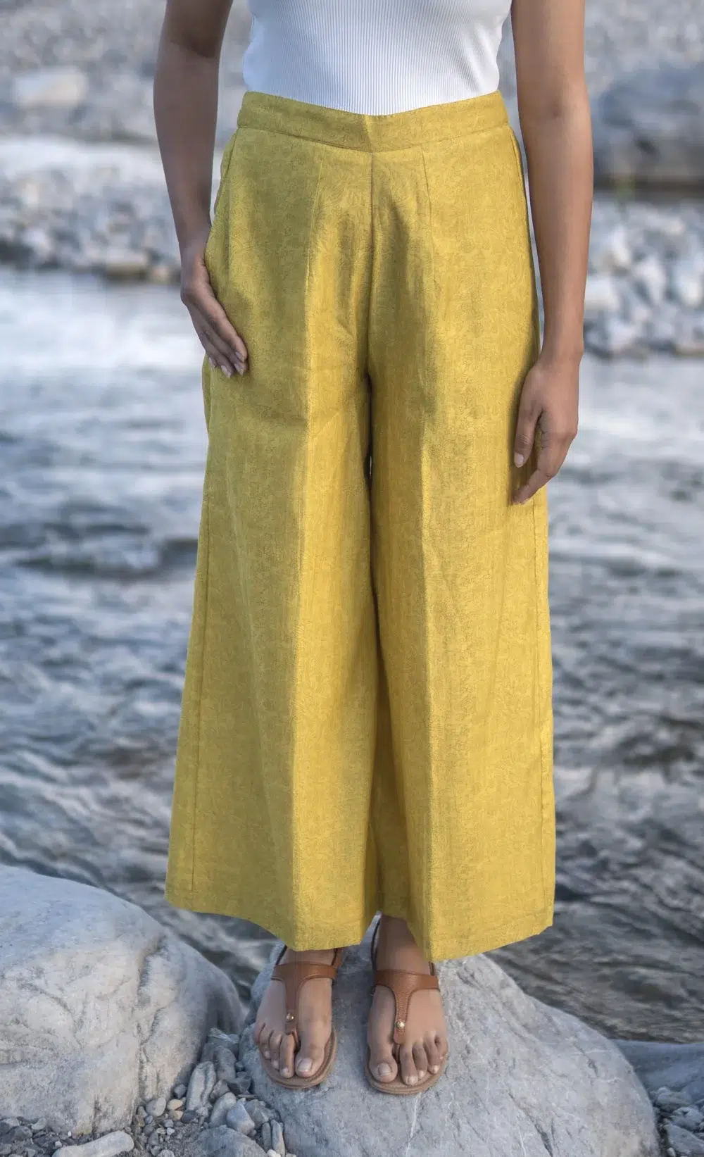 Genda Handkerchief Block-printed Kurta Set - Image 11