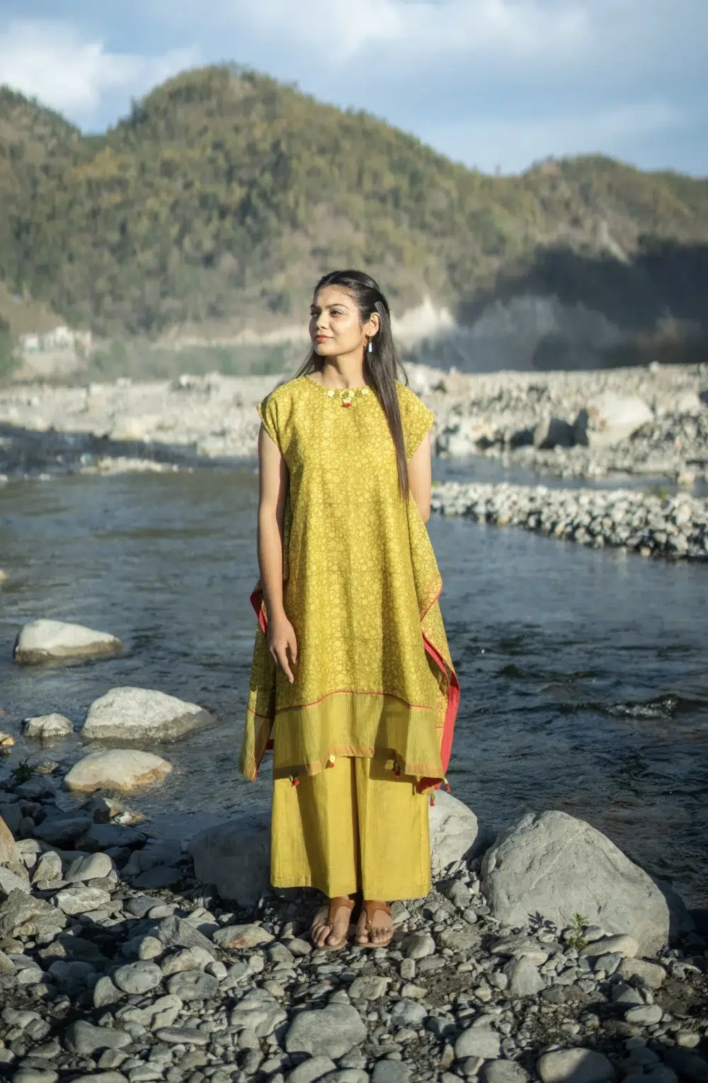 Genda Handkerchief Block-Printed Kurta - Image 2