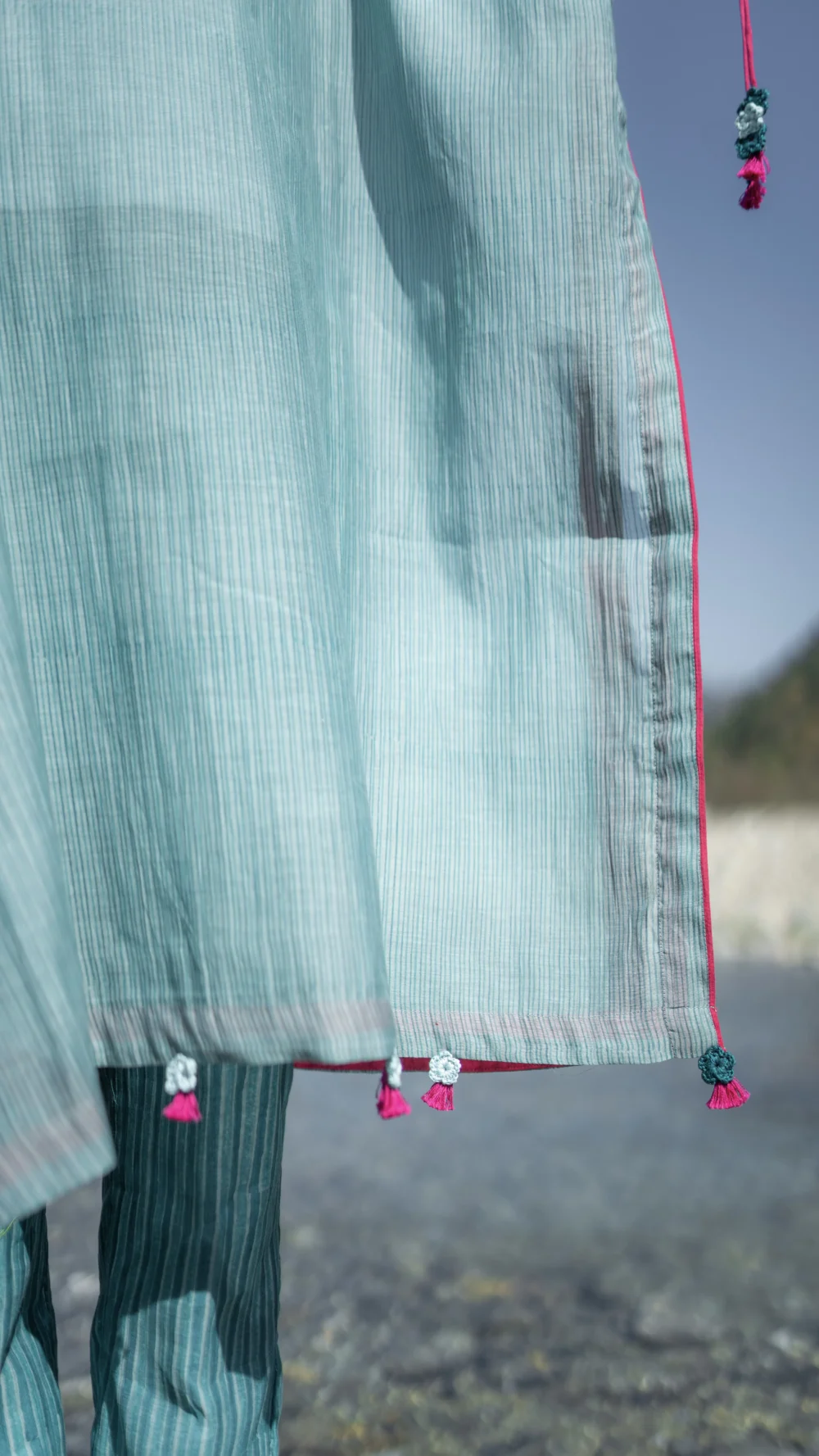 Aasmani Easy Fit Kurta - Image 6