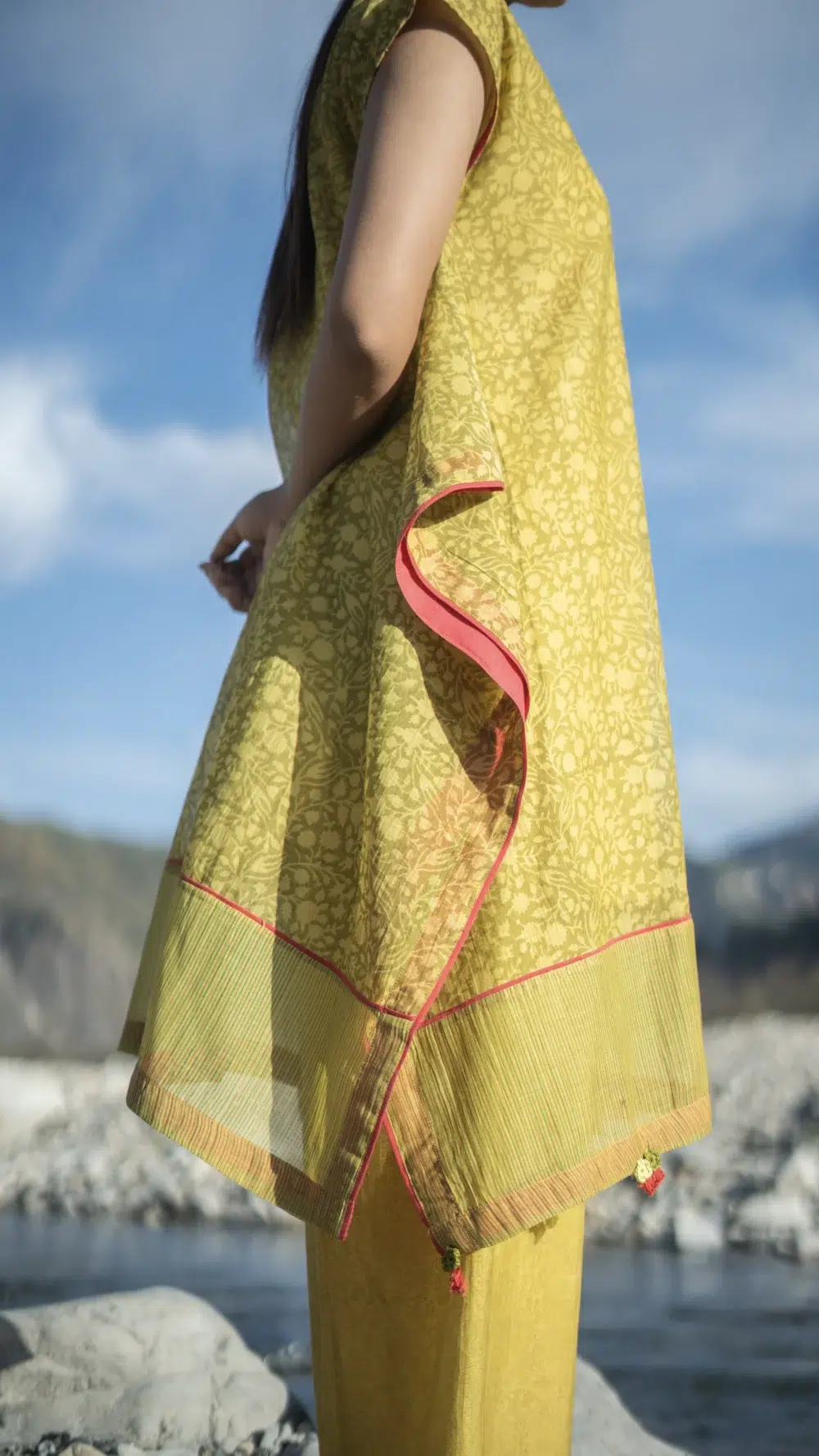 Genda Handkerchief Block-Printed Kurta - Image 8