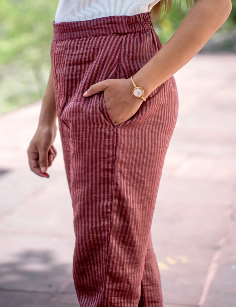 Mehendi Kalidar Meenakari Kurta  Set - Image 8