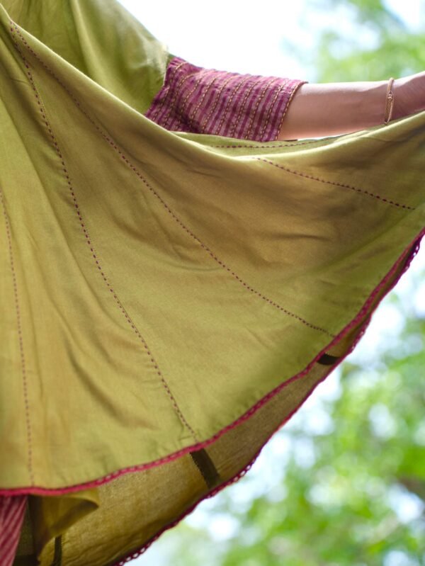 Mehendi Kalidar Meenakari Kurta