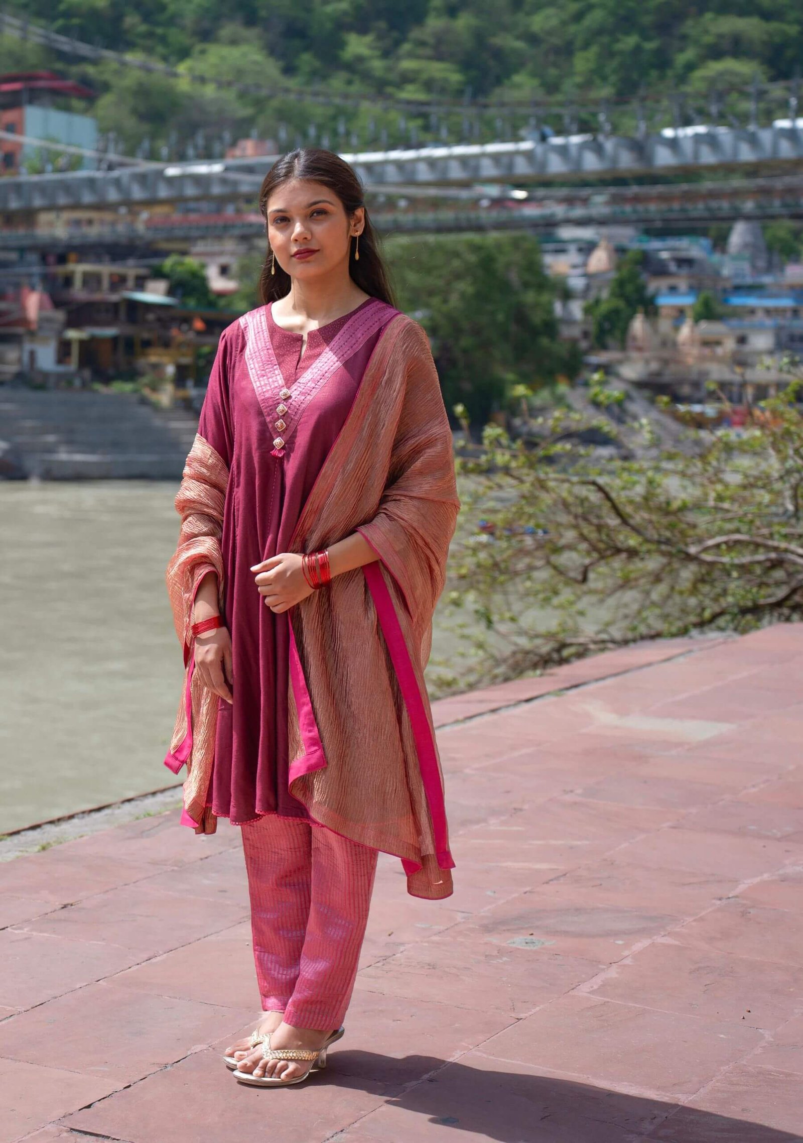 Sherbati Kalidar Meenakari Kurta Set