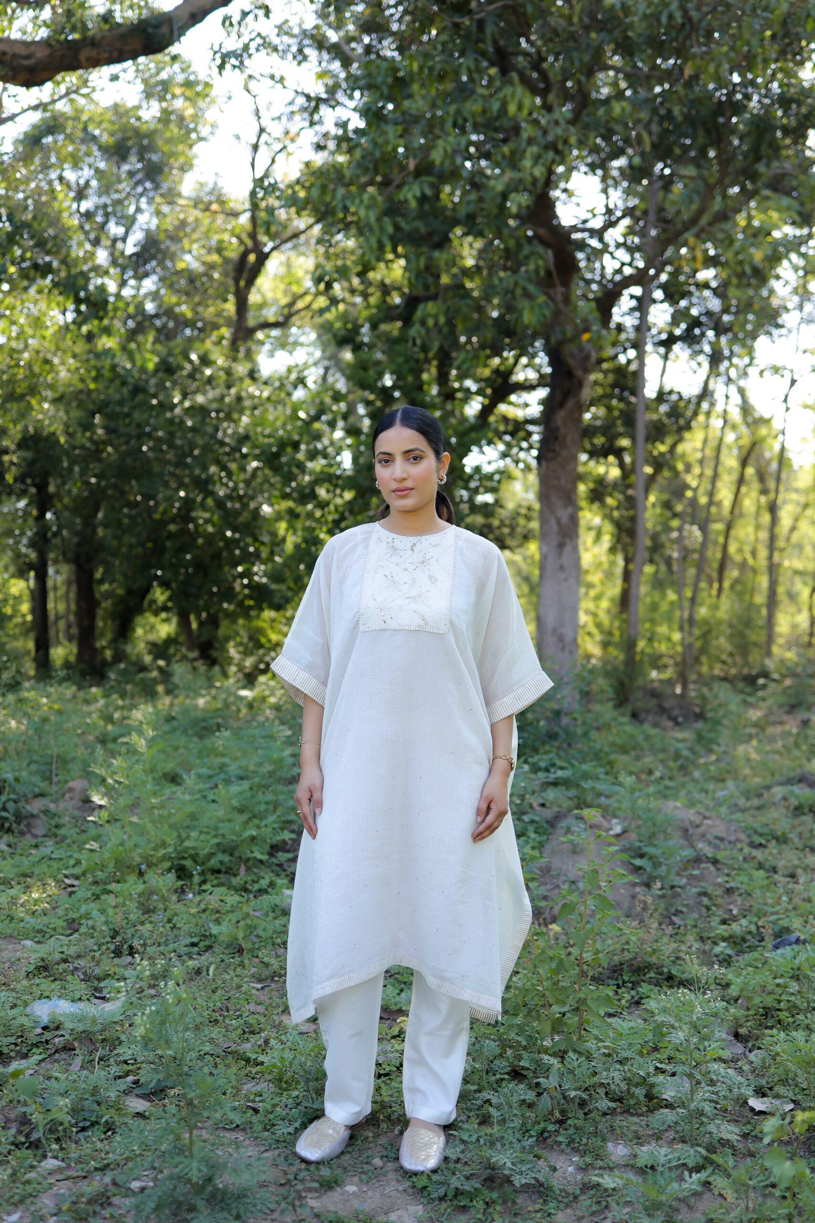 Ismat Mukaish Anti-fit Kurta - Image 3