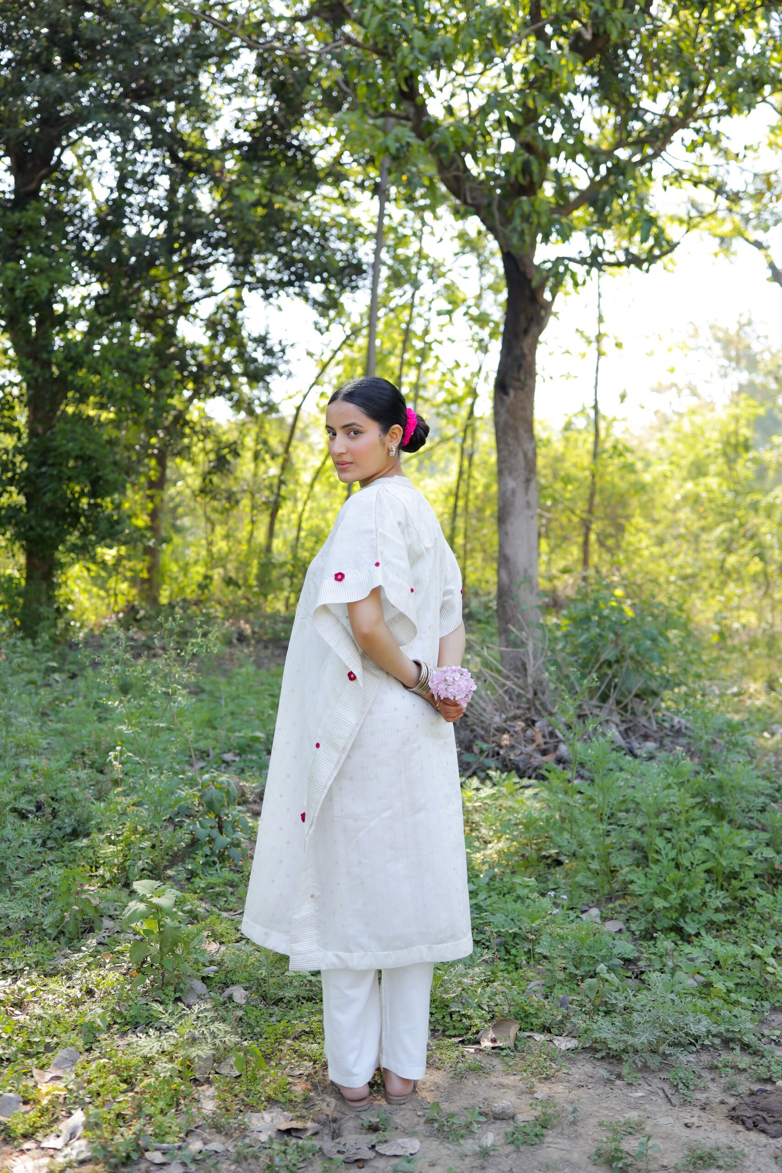 Ismat Pintuck Kaftan - Image 7