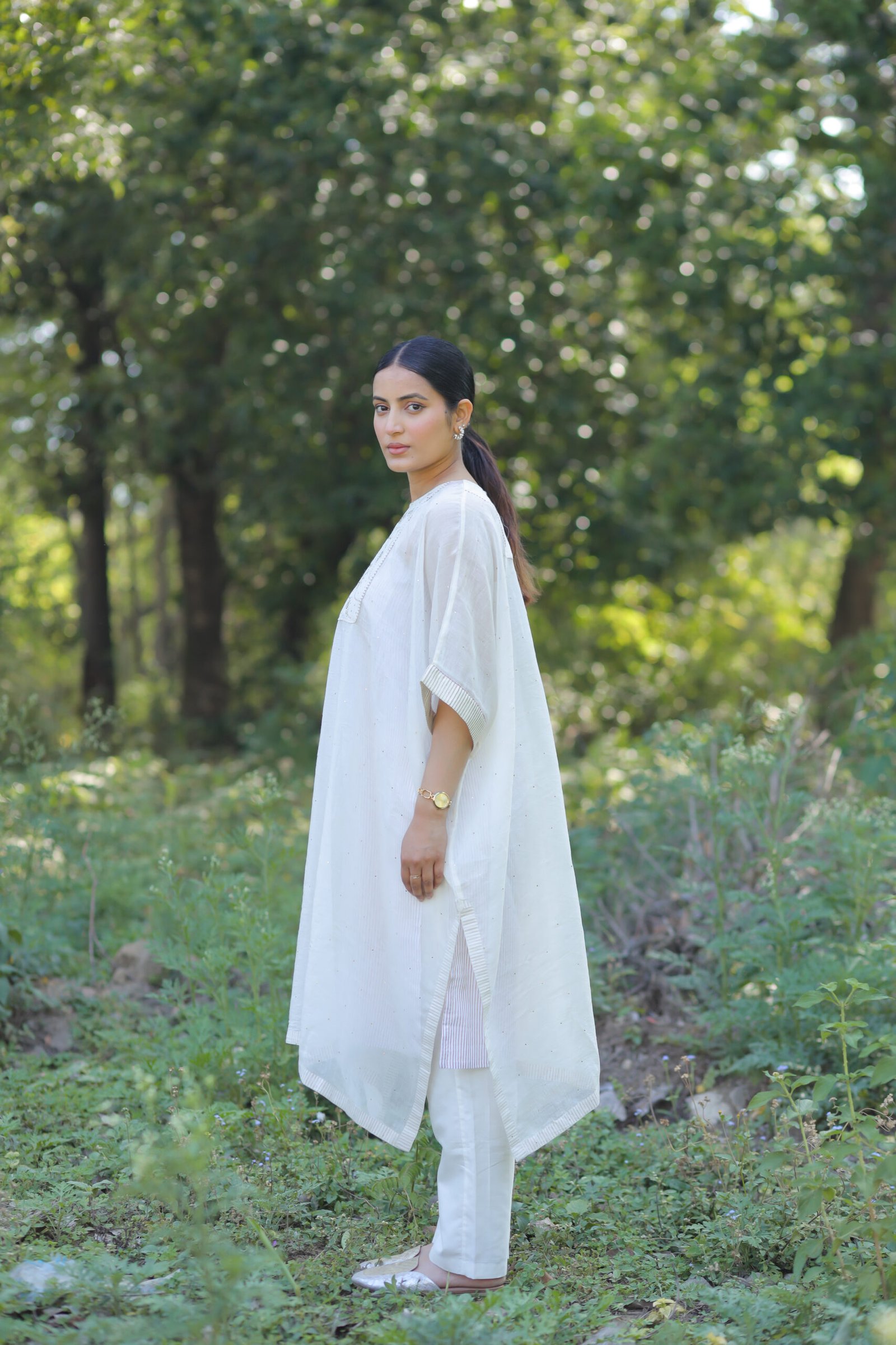 Ismat Mukaish Anti-fit Kurta - Image 8