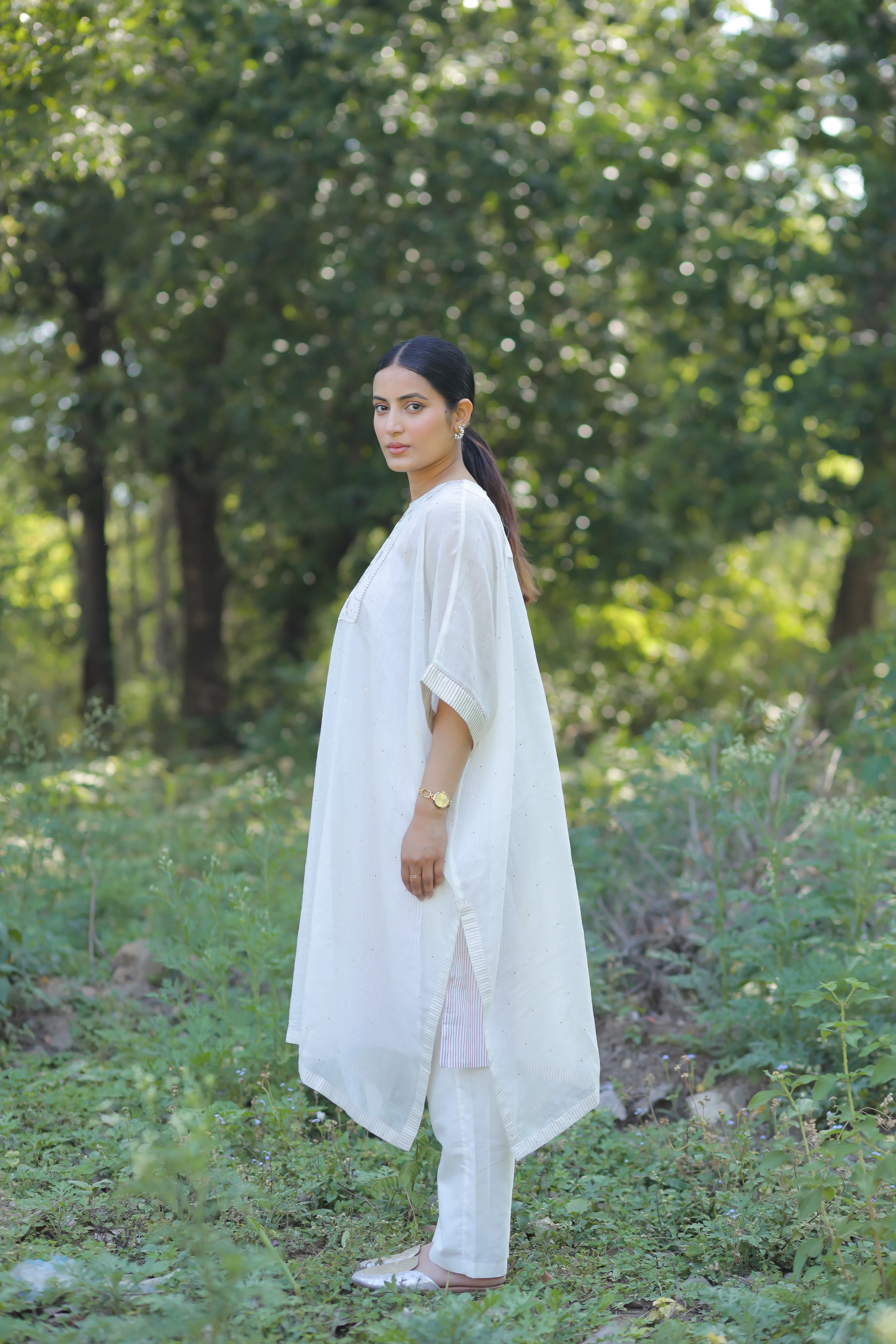 Ismat Mukaish Anti-fit Kurta - Image 8